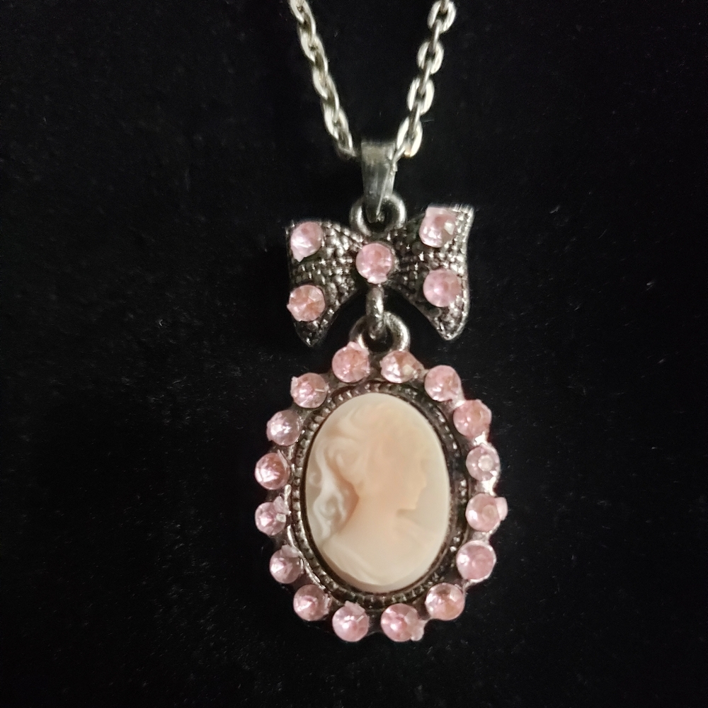 Carved Pink Cameo Necklace NWOT